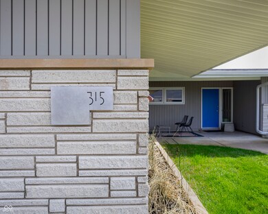 315 Sunset Dr, Columbus, IN 47201 - photo 5