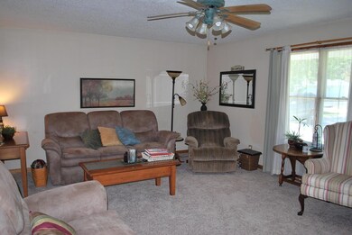 335 Juhl Rd, Circleville, OH 43113 - photo 3