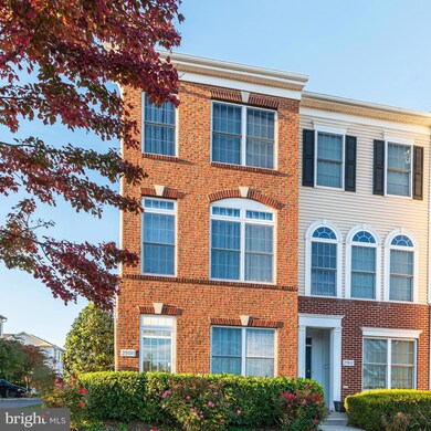 25033 Riding Center Dr, Chantilly, VA 20152 - photo 3