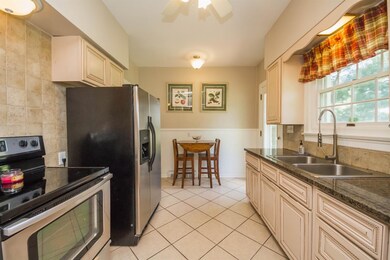 318 Pleasant Hill Dr, Harrodsburg, KY 40330 - photo 7