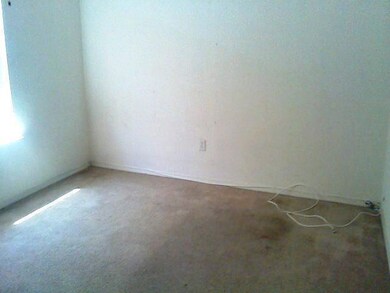 401 Lauren St, Horizon City, TX 79928 - photo 5