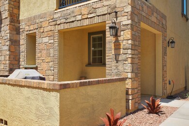 OUTDOOR ENTRY