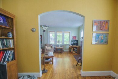 346 Marshland Ct, Troy, NY 12180 - photo 6