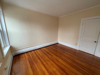 809 Washington St unit 3, Brookline, MA 02446 - photo 3