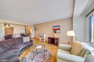 The Potomac Plaza Co-op unit 431, Washington, DC 20037 - photo 7