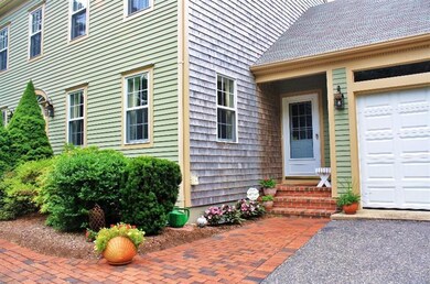 27 Pine St, Yarmouth Port, MA 02675 - photo 2