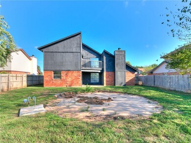 1512 NE 25th St, Moore, OK 73160 - photo 6