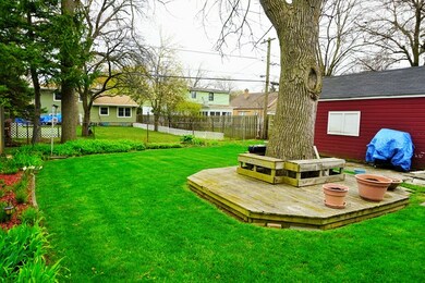 431 N Martin Ave, Waukegan, IL 60085 - photo 2