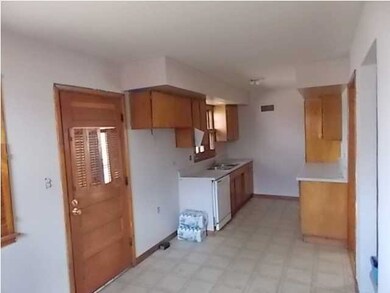 Serving Bar & Pantry