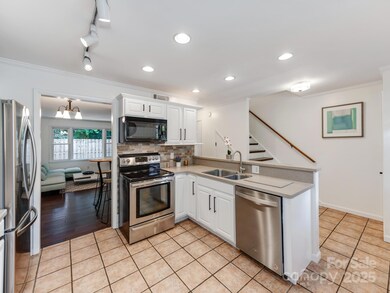 4605 Hedgemore Dr unit I, Charlotte, NC 28209 - photo 7