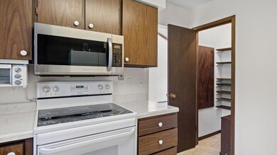 918 16th St SE, Menomonie, WI 54751 - photo 6