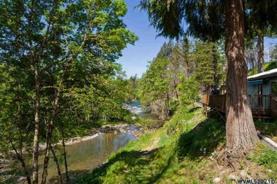 139 Horeb St, Gates, OR 97346 - photo 2