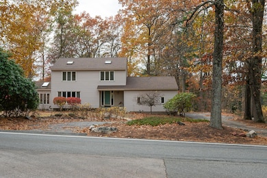 285 E Dunstable Rd, Nashua, NH 03062 - photo 4