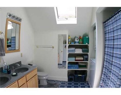 Master Bath/Spa.