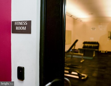 Twelve 09 unit 402, Baltimore, MD 21201 - photo 2