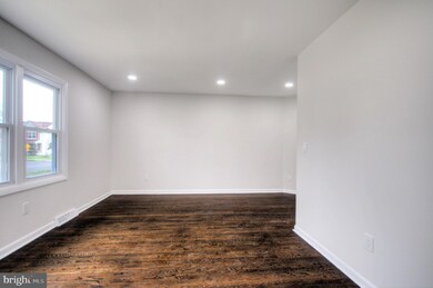 302 Mayfair Ave, Washington Township, NJ 08080 - photo 5