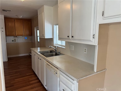 2205 W Acacia Ave unit 194, Hemet, CA 92545 - photo 5