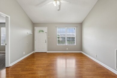 157 Oak Tree Dr, Oak Grove, KY 42262 - photo 4