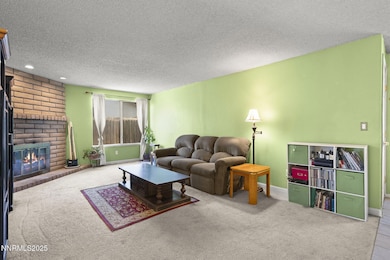 6-web-or-mls-A7409033