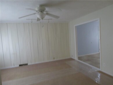 3375 Carolina St, Columbus, IN 47203 - photo 3