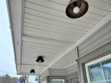 94 Center St, Wolfeboro, NH 03894 - photo 5