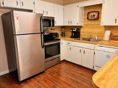 8645 SW 94th Ln unit D, Ocala, FL 34481 - photo 6