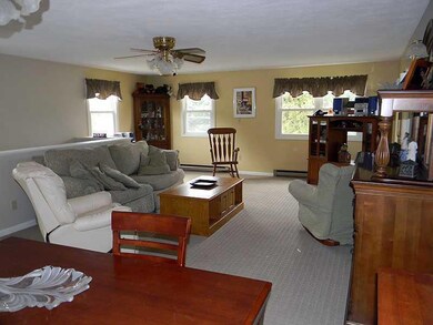 Living Room. Unit 2