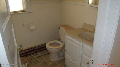 1107 Watson St, Scranton, PA 18504 - photo 6