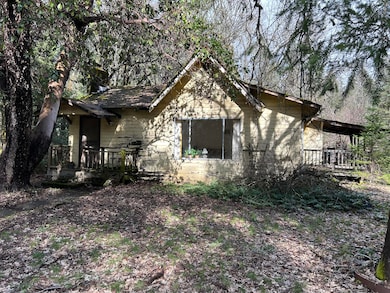 3115 Rockydale Rd, Cave Junction, OR 97523 - photo 2