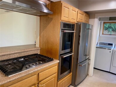 Granite kitchen   stainless appliances