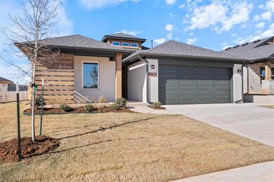 17629 Horne Ln, Edmond, OK 73012 - photo 4