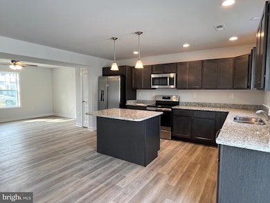 137 Moody Dr, Martinsburg, WV 25405 - photo 7