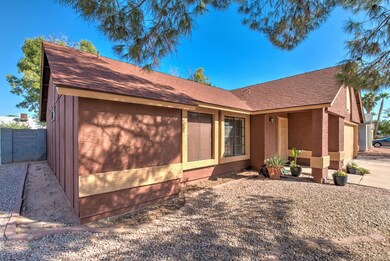 668 W Shawnee Dr-5