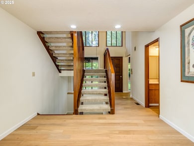 7785 SW West Slope Dr, Portland, OR 97225 - photo 4