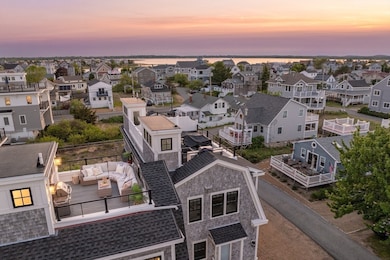 5 63rd St unit C, Newburyport, MA 01950 - photo 3