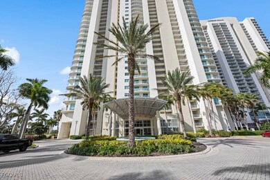 View of apartment building / complex