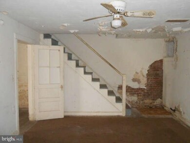 3446 Erdman Ave, Baltimore, MD 21213 - photo 5