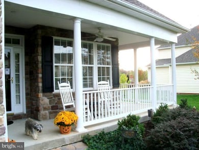 747 Shannon Dr N, Greencastle, PA 17225 - photo 5