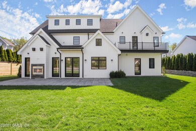 12 Dialstone Ln Greenwich CT-print-010-0