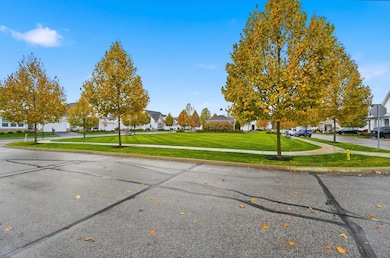 7044 Inchcape Lane - Common Space