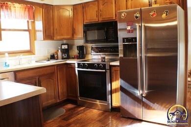 5540 SW Wanamaker Rd, Topeka, KS 66610 - photo 4