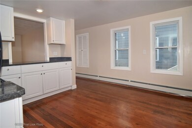 25 Mccusker Ct, Pawtucket, RI 02860 - photo 6