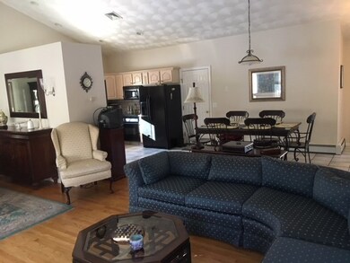 94 Sundale Rd, Cranston, RI 02921 - photo 4