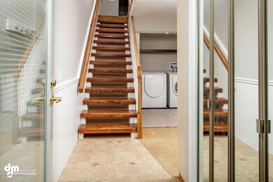 15-Front Entry_DMD_8982