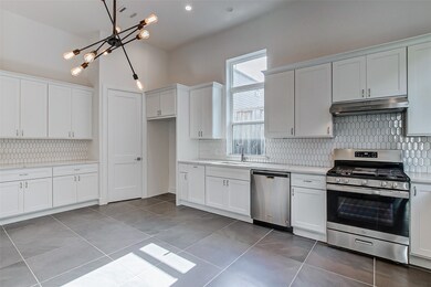 8926 Spring Knoll Forest Dr, Houston, TX 77080 - photo 6