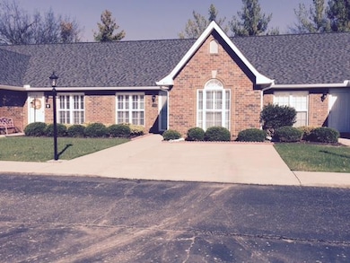 633 E Lane St, Shelbyville, TN 37160 - photo 3