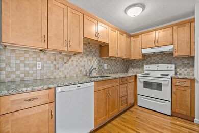 75 Waldemar Ave unit 201, Boston, MA 02128 - photo 3