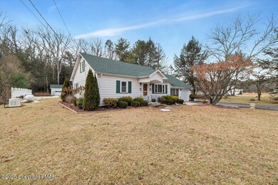 201 Scenic Dr, Kunkletown, PA 18058 - photo 2