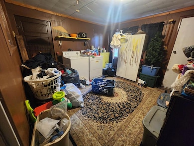 2011 E Elm St, West Frankfort, IL 62896 - photo 3