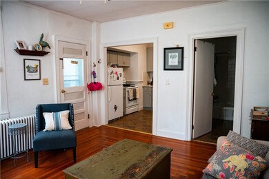 721 Hope St unit 2, Bristol, RI 02809 - photo 4